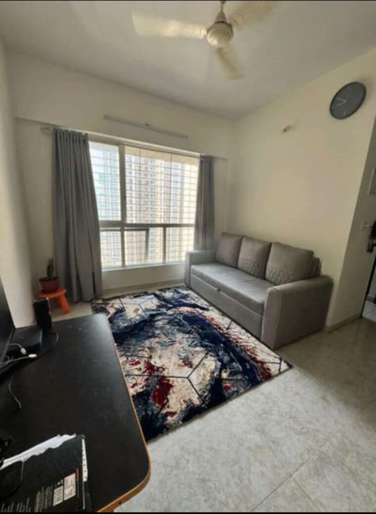 Bedroom, lodha-amara 1 Bedroom 472 Sq.Ft. Apartment In Kolshet Road Thane 9557963