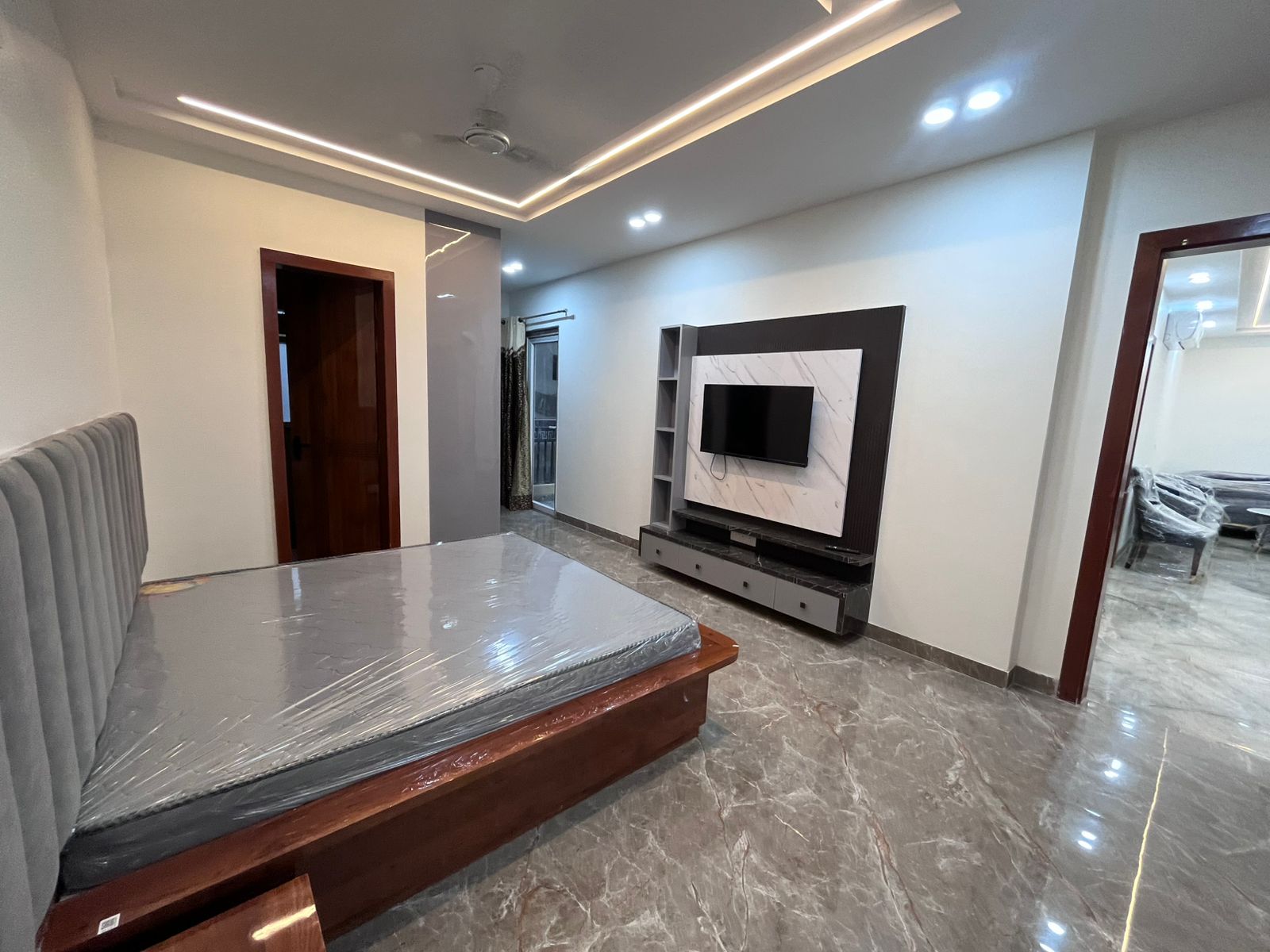 3 BHK + Pooja Room Apartment For Sale in County The Center Court S