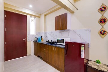 Kitchen in Studio Builder Floor at DLF City Gurgaon, Sector 27 – for Rent