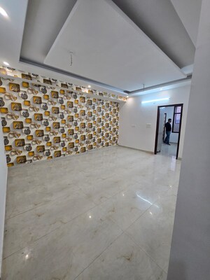 Room in 3 BHK Apartment at Dhakoli – for Sale