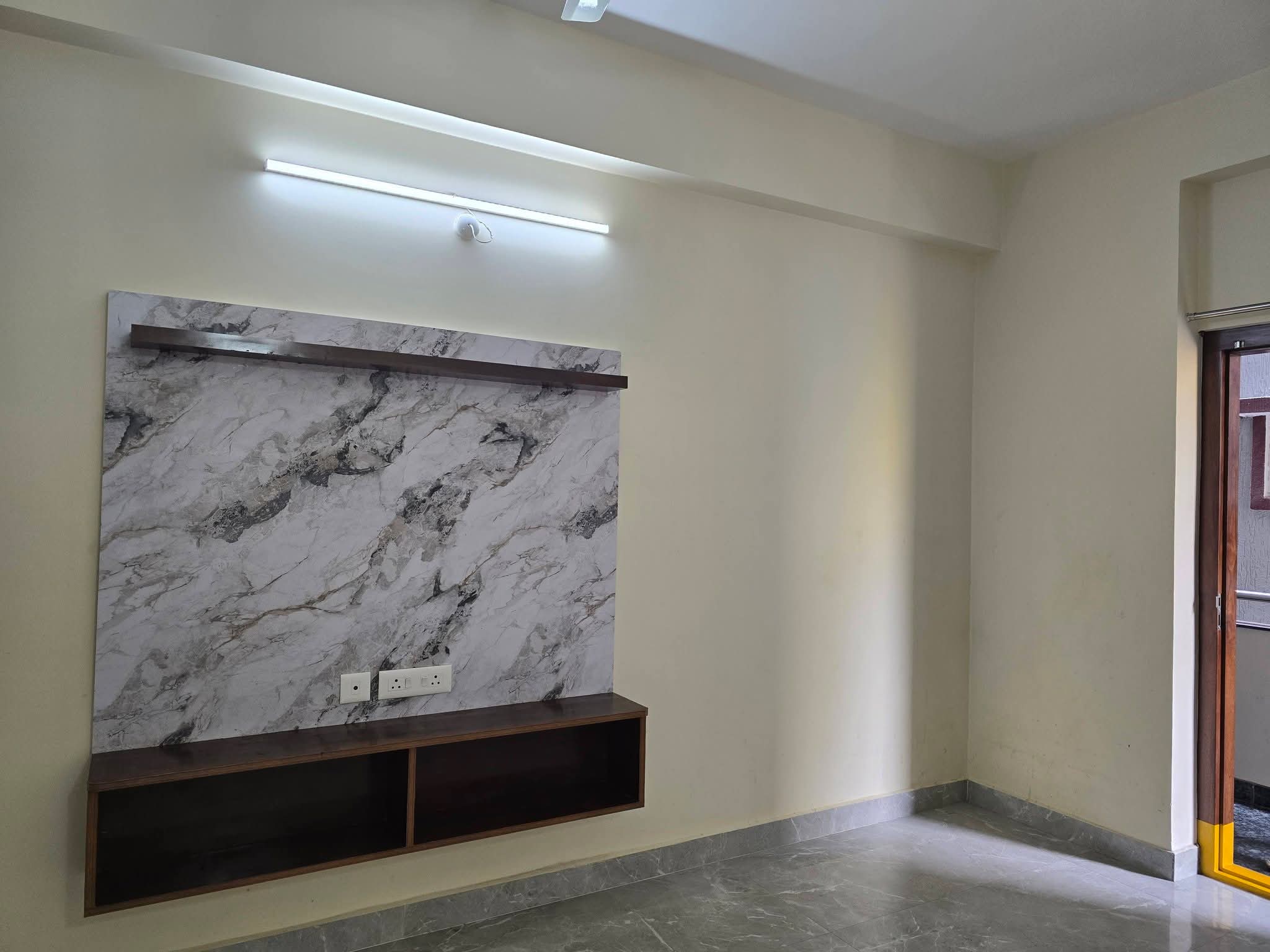 1 BHK + Pooja Room Apartment For Rent in Raghavendra Colony 