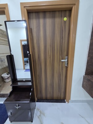 Furnished Amenities in 2 BHK Apartment at Kondapur – for Rent