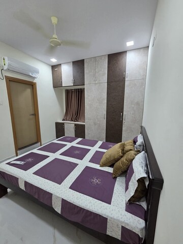 Bedroom in 2 BHK Apartment at Kondapur – for Rent