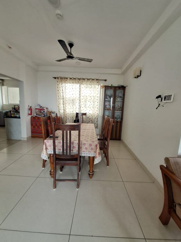 Living Room, prestige-lakeside-habitat 4 Bedroom 2830 Sq.Ft. Apartment In Varthur Bangalore 9558074