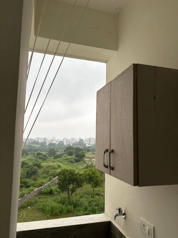 Room, kondapur 2 Bedroom 1150 Sq.Ft. Apartment In Kondapur Hyderabad 9558088