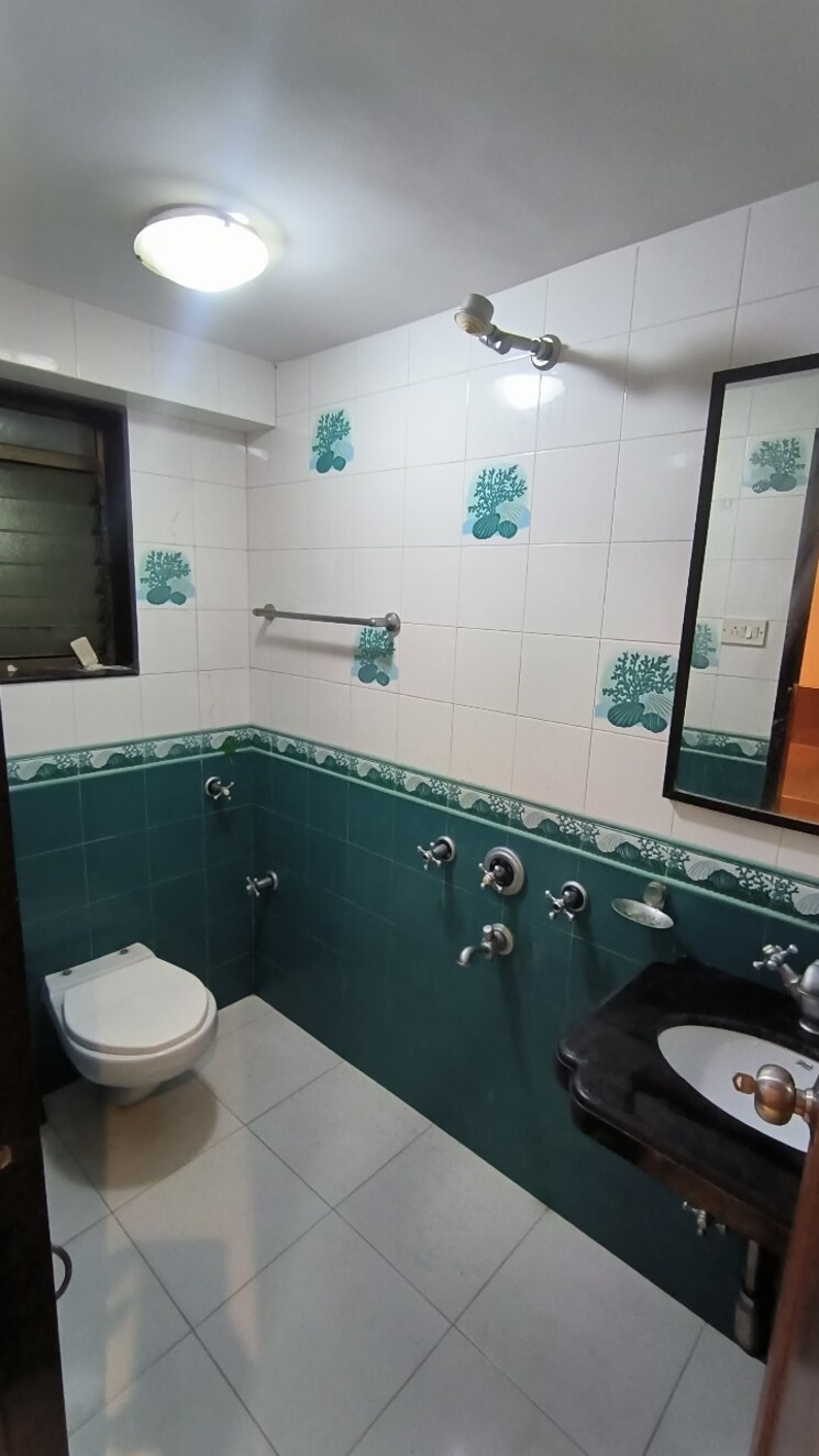 Attached Bathroom, prabhat nagar 2 Bedroom 850 Sq.Ft. Apartment In Prabhat Nagar Mumbai 9558100