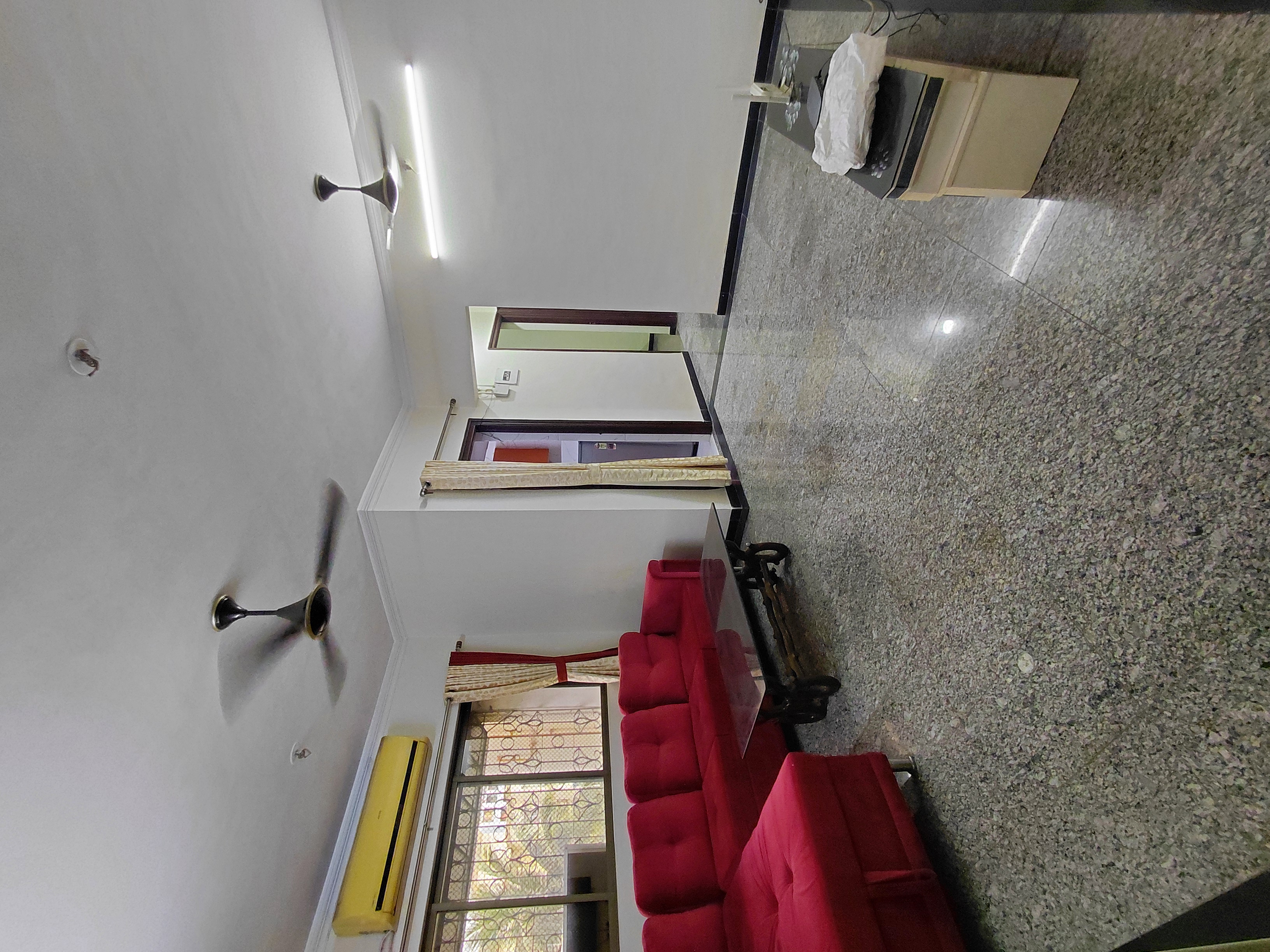 2 BHK 700 Sq.Ft. Apartment in HDIL Dheeraj Kiran