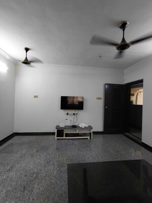 Furnished Amenities in 2 BHK Apartment at HDIL Dheeraj Kiran, Malad West – for Rent