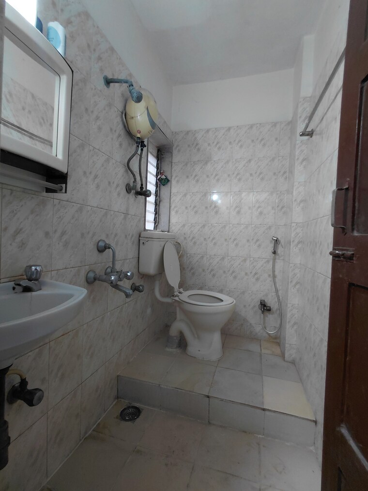 Team Area, hdil-dheeraj-kiran 2 Bedroom 700 Sq.Ft. Apartment In Malad West Mumbai 9558102