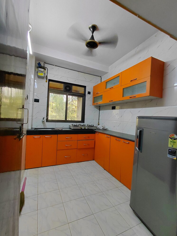 Kitchen, hdil-dheeraj-kiran 2 Bedroom 700 Sq.Ft. Apartment In Malad West Mumbai 9558102