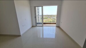 Room in 2 BHK Apartment at Lodha Upper Thane Greenville A To I, Anjur – for Sale