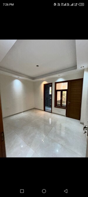 Room in 3.5 BHK Independent House at Palm Residency Chhatarpur, Chattarpur – for Sale