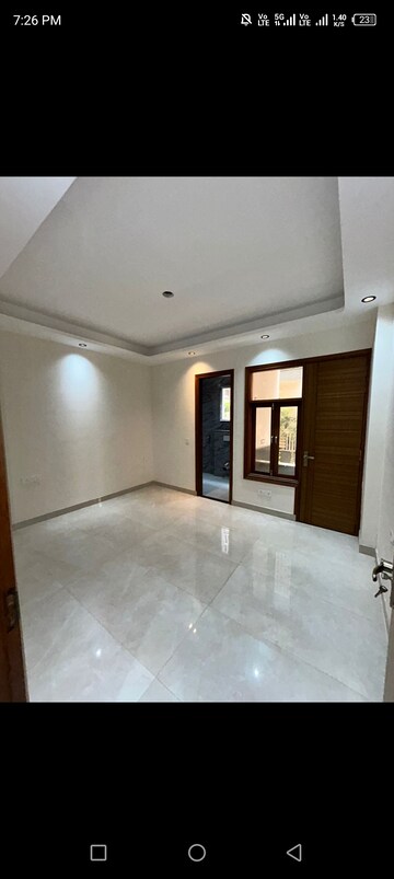 Room in 3.5 BHK Independent House at Palm Residency Chhatarpur, Chattarpur – for Sale