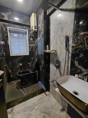 Team Area in 2 BHK Apartment at Acme Enclave, Malad West – for Rent