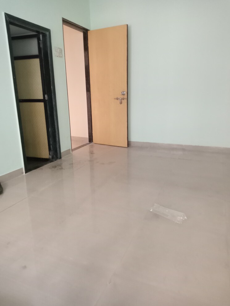 Room, om-chs-dombivli 1 Bedroom 425 Sq.Ft. Apartment In Dombivli West Thane 9558125