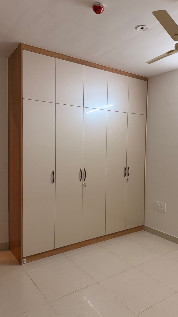 Room, pashmina-waterfront 3 Bedroom 2015 Sq.Ft. Apartment In Old Madras Road Bangalore 9558126