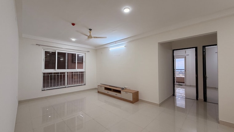 Room, pashmina-waterfront 3 Bedroom 2015 Sq.Ft. Apartment In Old Madras Road Bangalore 9558126