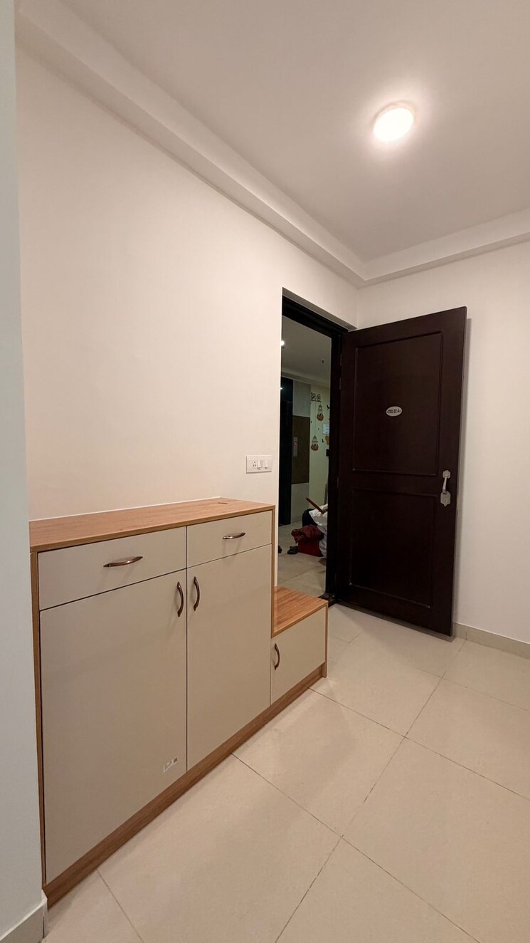 Room, pashmina-waterfront 3 Bedroom 2015 Sq.Ft. Apartment In Old Madras Road Bangalore 9558126