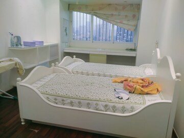 Bedroom in 3 BHK Apartment at K Raheja Raheja Classique, Andheri West – for Rent