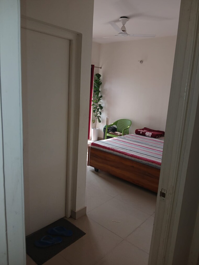 Bathroom, pardos-okas-enclave 3 Bedroom 1500 Sq.Ft. Apartment In Sushant Golf City Lucknow 9558142