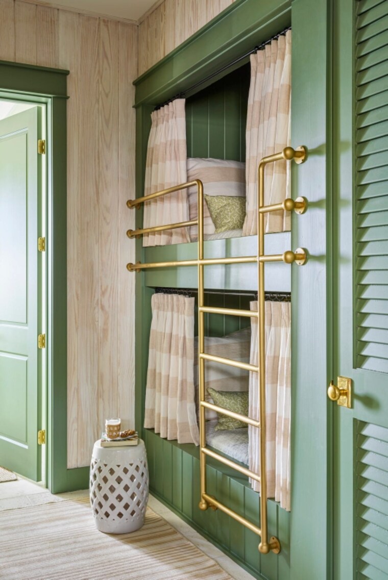 Balcony, vanrai-shopping-premises 4 Bedroom 2200 Sq.Ft. Apartment In Goregaon East Mumbai 9558145