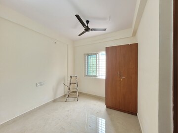 Room in 2 BHK Apartment at Btm Layout – for Rent