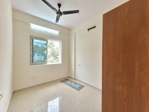 Room in 2 BHK Apartment at Btm Layout – for Rent