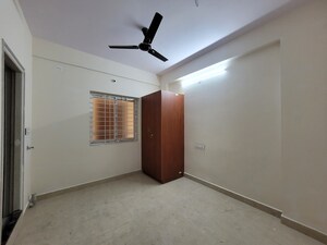 Room in 2 BHK Apartment at Btm Layout – for Rent