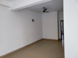 Room in 3 BHK Apartment at 3C Lotus Boulevard, Sector 100 – for Rent