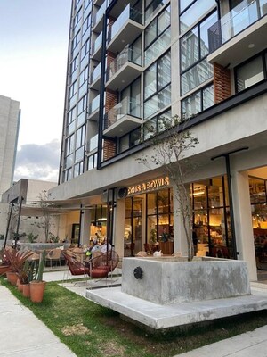 4 BHK Apartment For Rent in Vanrai Shopping Premises, Goregaon East