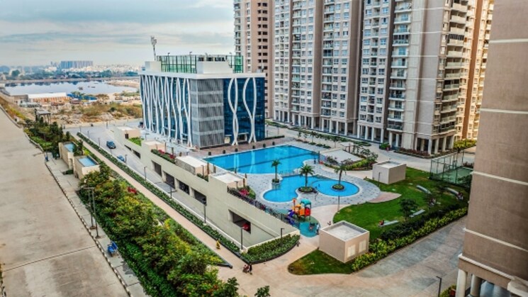 Exterior View, vanrai-shopping-premises 4 Bedroom 2600 Sq.Ft. Apartment In Goregaon East Mumbai 9558158