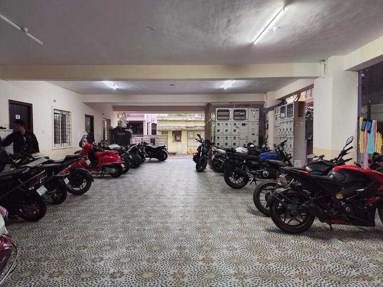  Parking, btm layout 1 Bedroom 800 Sq.Ft. Apartment In Btm Layout Bangalore 9558157