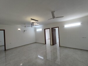 4 BHK Apartment For Rent in Uninav Utopia, Morti