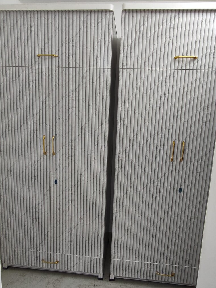 Bathroom, uninav-utopia 4 Bedroom 2650 Sq.Ft. Apartment In Morti Ghaziabad 9558170