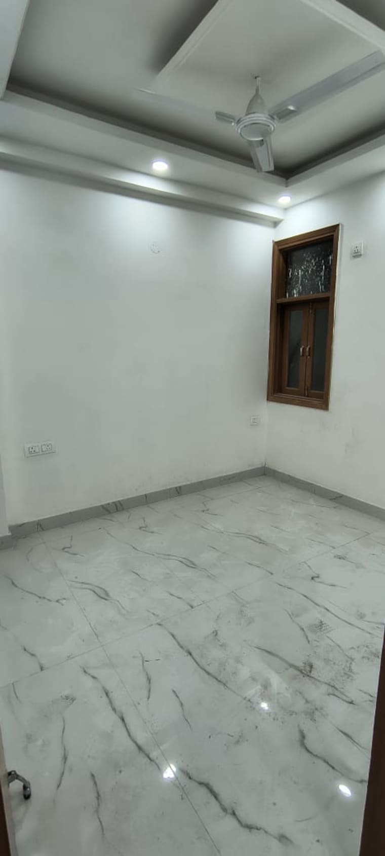 Room, malviya nagar 3 Bedroom 90 Sq.Yd. Builder Floor In Malviya Nagar Delhi 9558177