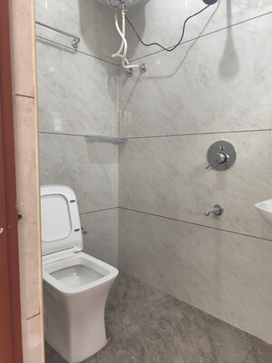 Bathroom in 2 BHK Apartment at Btm Layout – for Rent