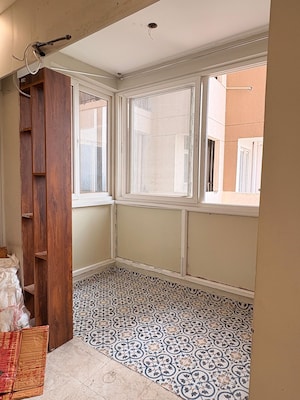 Room in 2 BHK Apartment at Gaur City 2 - 14th Avenue, Sector 16c Greater Noida – for Sale