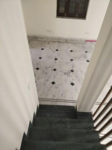 Staircase in 2 BHK Apartment at Sarita Vihar Pocket-G RWA, Sarita Vihar – for Rent