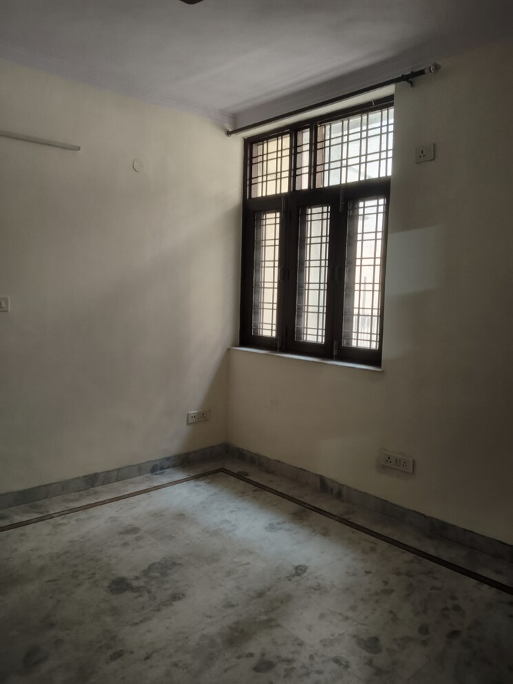 Room, sarita-vihar-pocket-g-rwa 2 Bedroom 1150 Sq.Ft. Apartment In Sarita Vihar Delhi 9558191