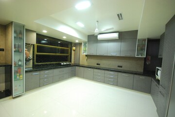 Kitchen in 3 BHK Apartment at Grandeur Tower, Borivali East – for Sale