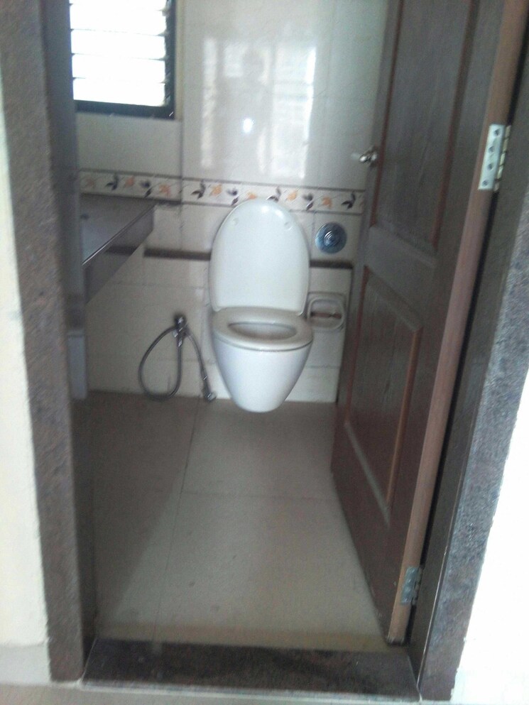 Bathroom, k-raheja-heights 1 Bedroom 650 Sq.Ft. Apartment In Malad East Mumbai 9558225