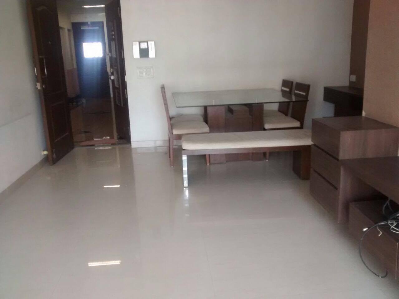 2 BHK + Extra Room 1150 Sq.Ft. Apartment in K Raheja Heights