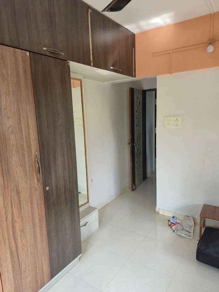 Room, wadgaon sheri 1 Bedroom 650 Sq.Ft. Apartment In Wadgaon Sheri Pune 9558268