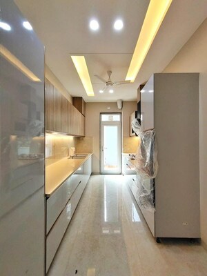 Building Lobby in 3 BHK Builder Floor at Anant Raj Estate Plots, Sector 63a – for Sale