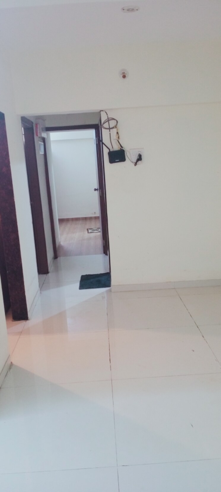 Room, bindra-complex 2 Bedroom 1000 Sq.Ft. Apartment In Andheri East Mumbai 9558327