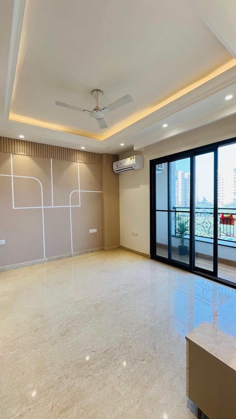 Room, bptp-green-oaks 3 Bedroom 180 Sq.Ft. Builder Floor In Sector 70a Gurgaon 9558324