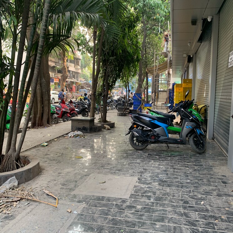  Parking, kamla-lucky Commercial Shop 287 Sq.Ft. In Devki Nagar Mumbai 9558391