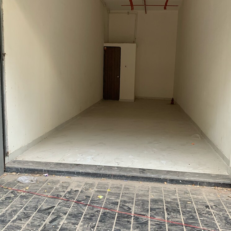 Room, kamla-lucky Commercial Shop 287 Sq.Ft. In Devki Nagar Mumbai 9558391