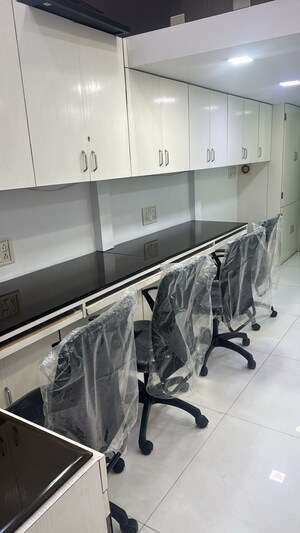  Office Space For Rent in Andheri West