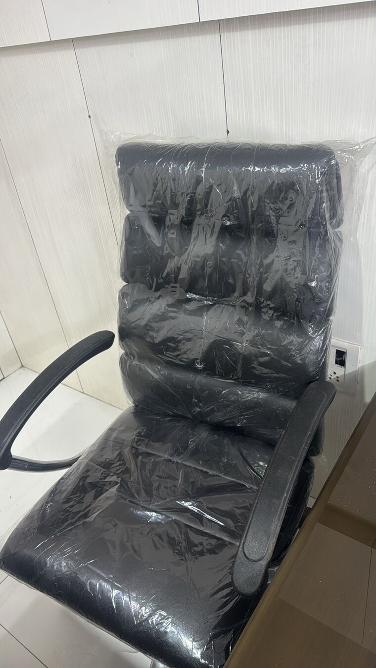 undefined, andheri west Commercial Office Space 550 Sq.Ft. In Andheri West Mumbai 9558395